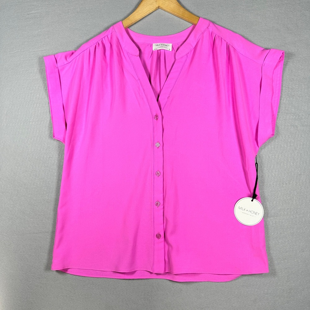 Milk + Honey Essentials Hot Pink Button Down Short Sleeve Blouse Top Medium NWT
